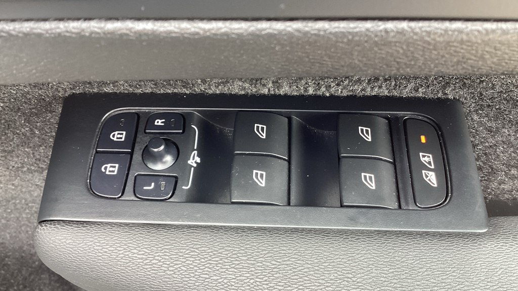 Volvo XC40 300Kw Recharge Twin Ultimate 82Kwh Awd 20 Black #47