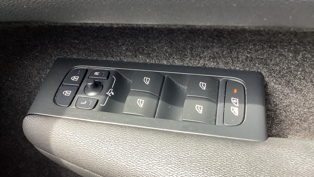 Volvo XC40 300Kw Recharge Twin Ultimate 82Kwh Awd 20 Black #32