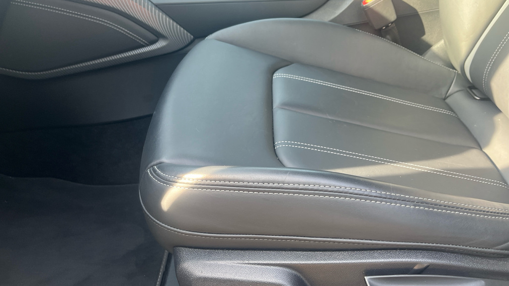 Audi SQ2 Petrol Grey #32