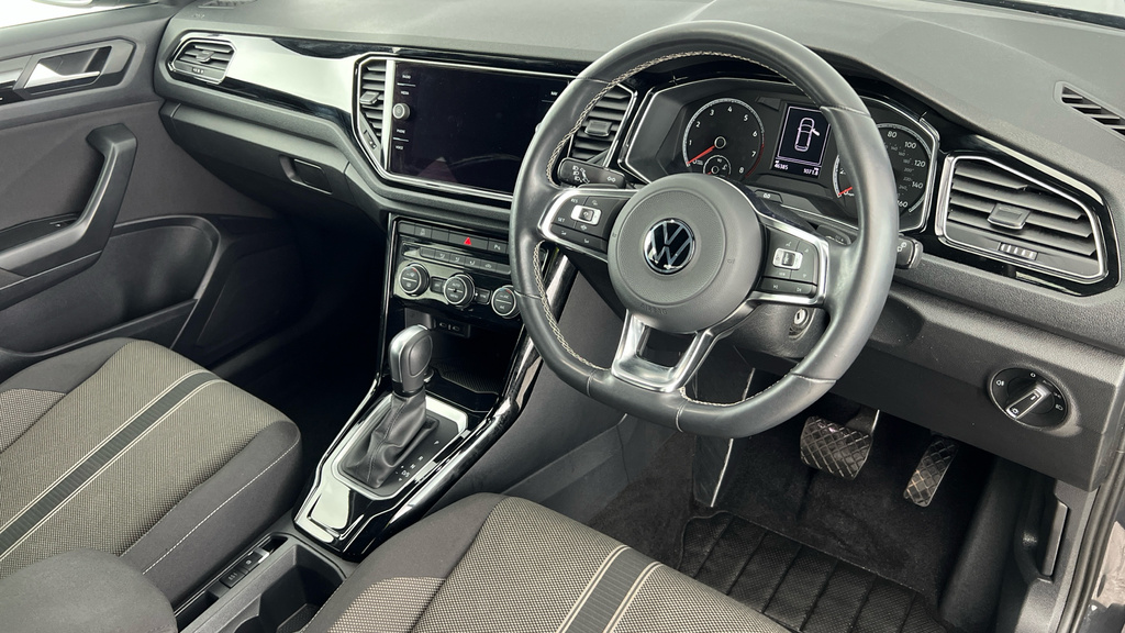 Volkswagen T-Roc 1.0 Tsi Black Edition 110Ps 24 Months Warranty Grey #9