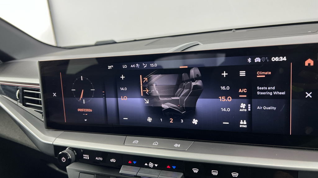Vauxhall Grandland 73Kwh Ultimate Suv 213 Ps Blue #25
