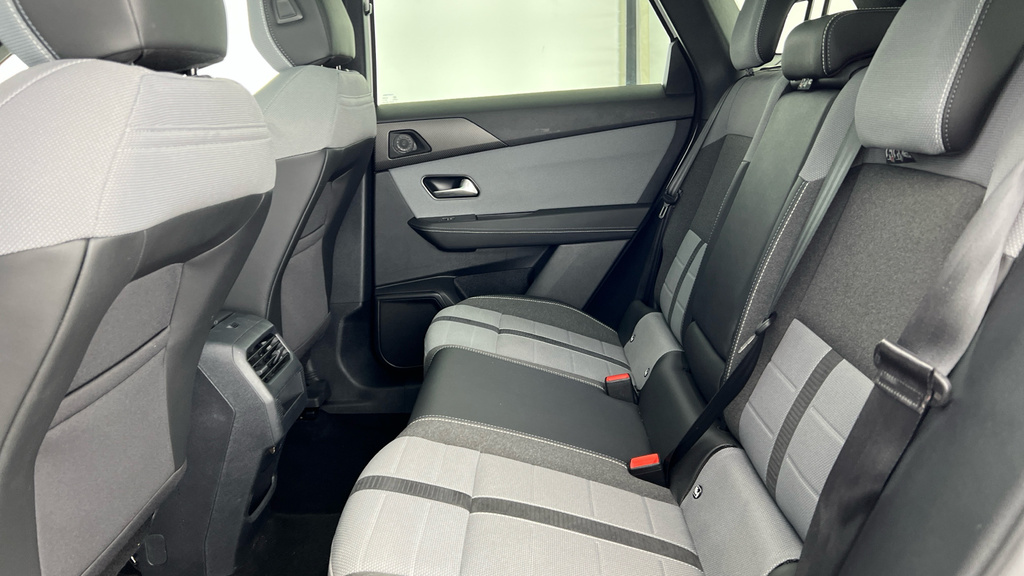 Vauxhall Grandland 73Kwh Ultimate Suv 213 Ps Blue #27