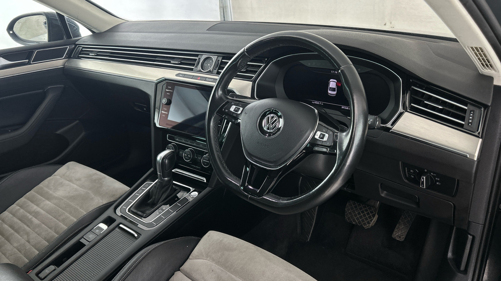 Volkswagen Passat 2018 2.0 Tdi Gt Estate Euro 6 S Black #11