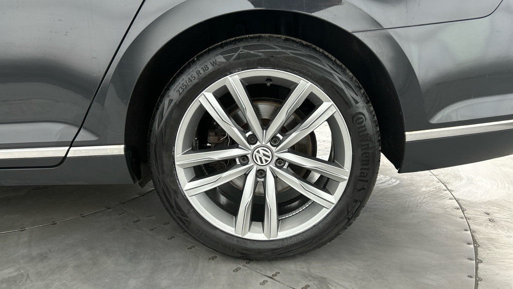 Volkswagen Passat 2018 2.0 Tdi Gt Estate Euro 6 S Black #24