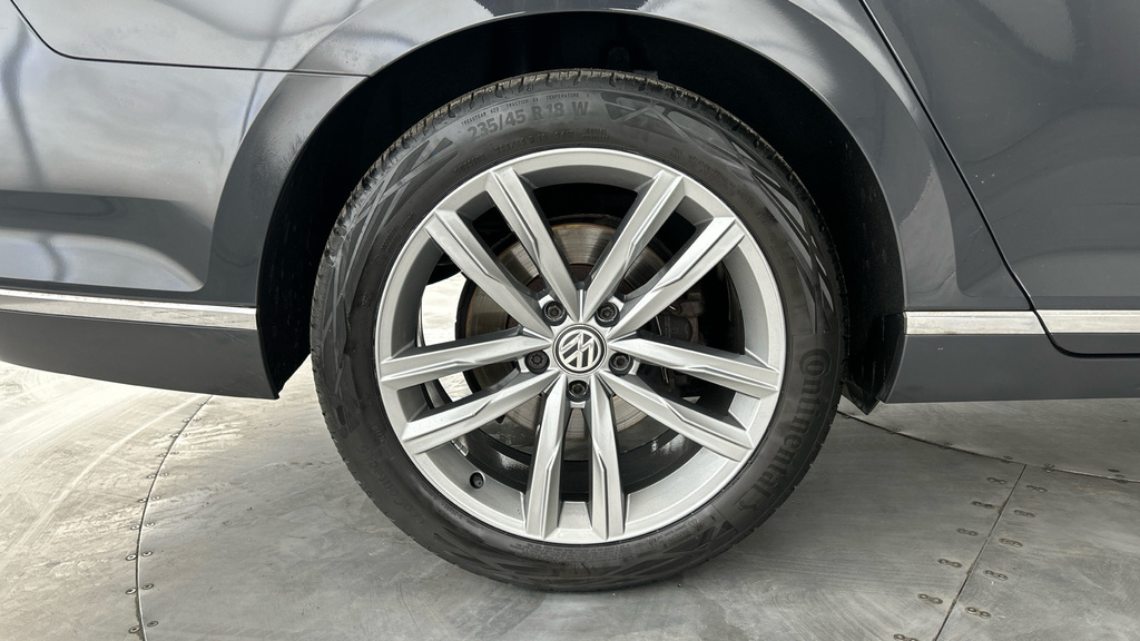 Volkswagen Passat 2018 2.0 Tdi Gt Estate Euro 6 S Black #25
