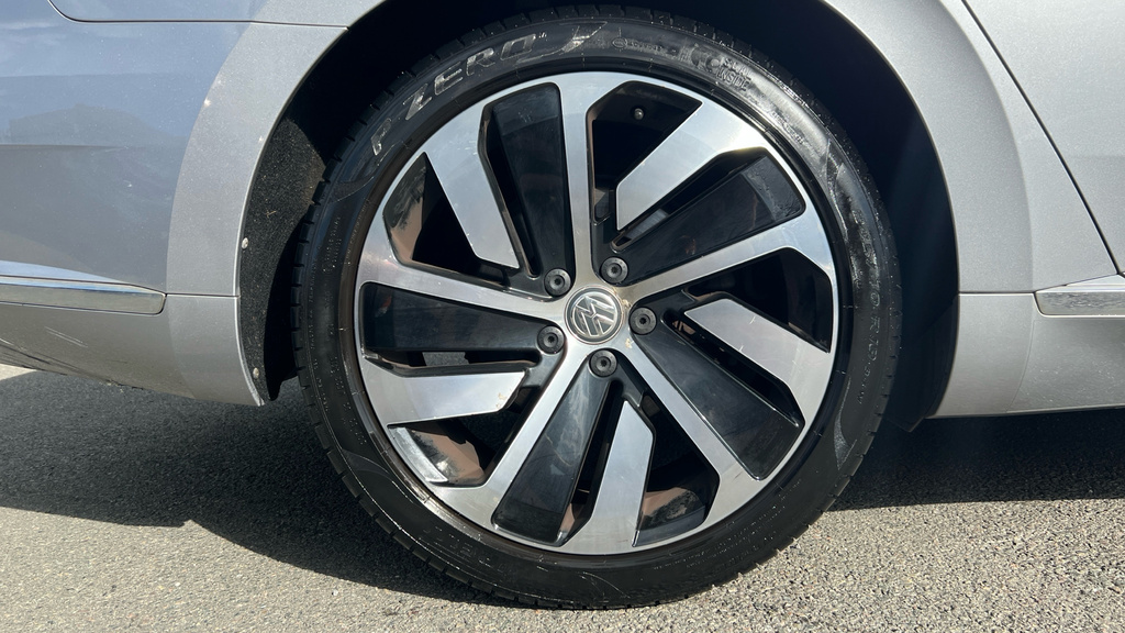 Volkswagen Arteon Pa R-line 2.0 Tsi 190Ps 7-Speed Dsg Grey #24