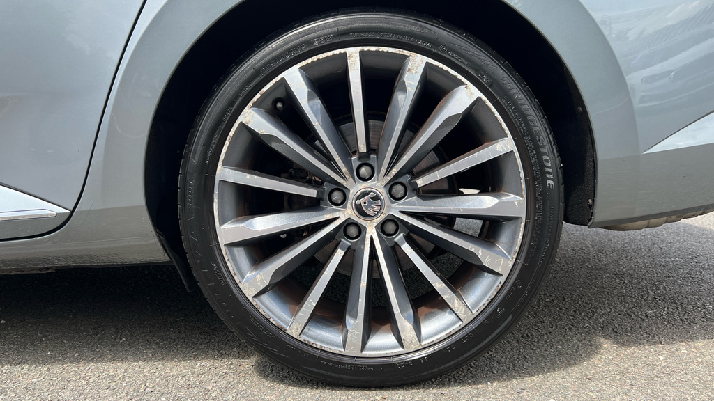 Skoda Superb 2.0 S Tdi S Estate Euro 6 Ss Silver #25