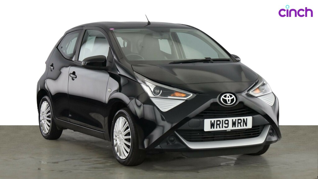 Toyota Aygo X 1.0 Vvt-i X-trend Euro 6 Silver #1