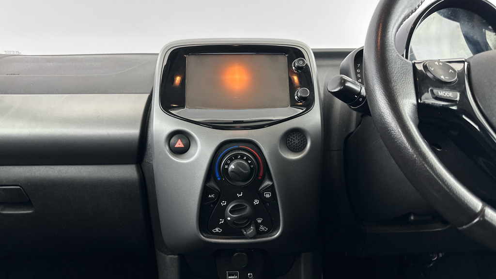 Toyota Aygo X 1.0 Vvt-i X-trend Euro 6 Silver #14