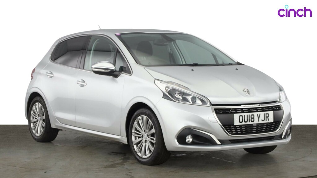 Peugeot 208 1.2 Ss Signature 82 Bhp White #1