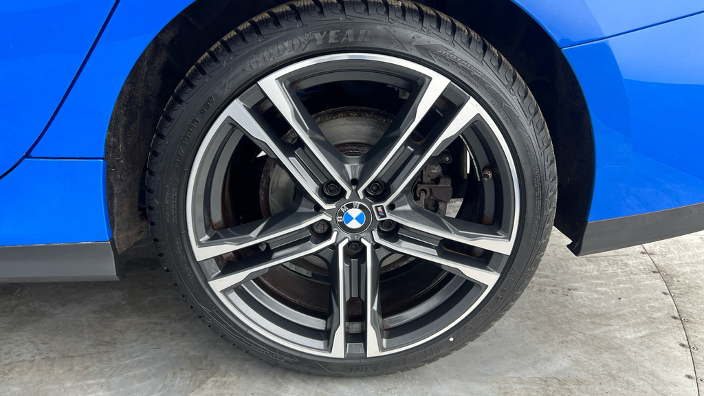 BMW 2 Series Gran Coupe Gran Coupe 1.5 218I Sport Saloon Black #28