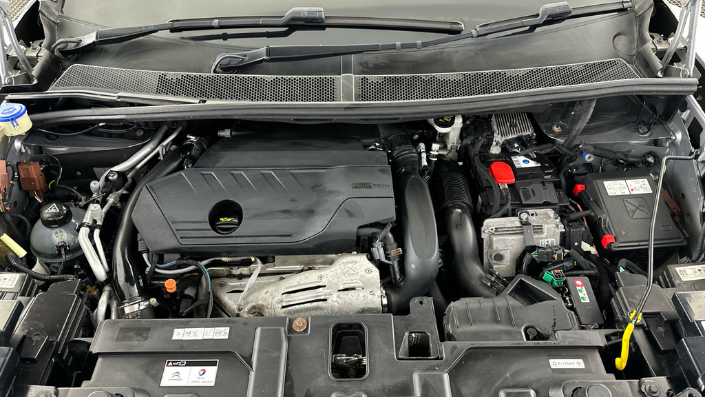 Citroen C5 Aircross 1.6 Plug-in Hybrid 225 Shine Plus E-eat8 White #29