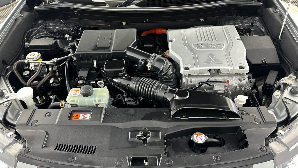 Mitsubishi Outlander 2.4H Twinmotor 13.8Kwh 4H Cvt 4Wd Euro 6 Ss #22