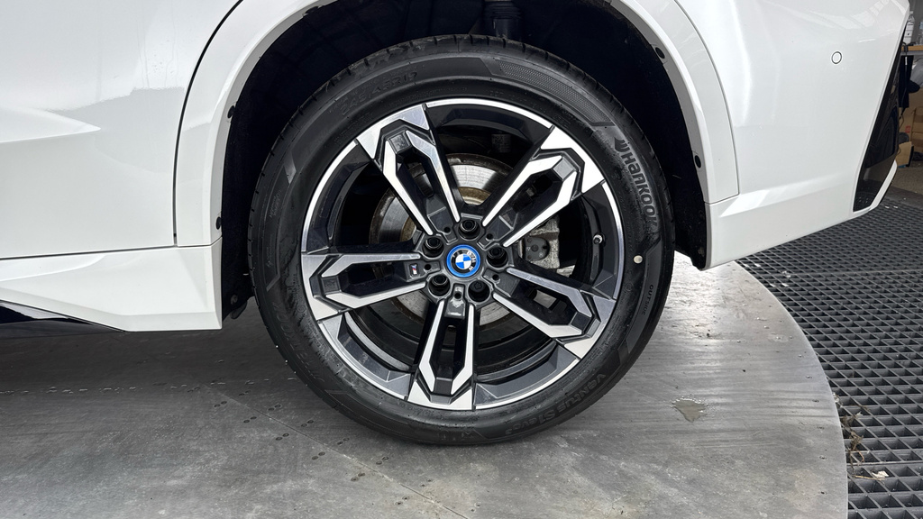 BMW iX1 30 66.5Kwh M Sport Xdrive 11Kw Charger Grey #20