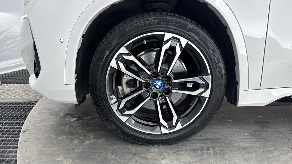 BMW iX1 30 66.5Kwh M Sport Xdrive 11Kw Charger Grey #19