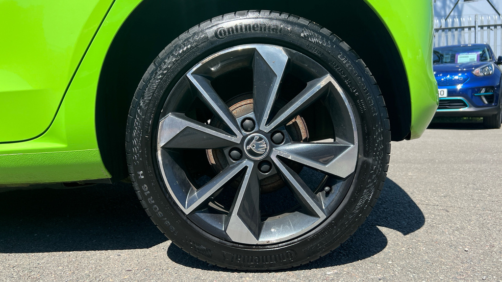 Skoda Citigo 61Kw Se L 37Kwh White #19