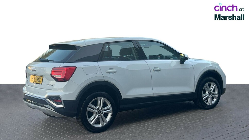 Audi Q2 Sport 35 Tfsi 150 Ps S Tronic Comfort And Sound P Black #3