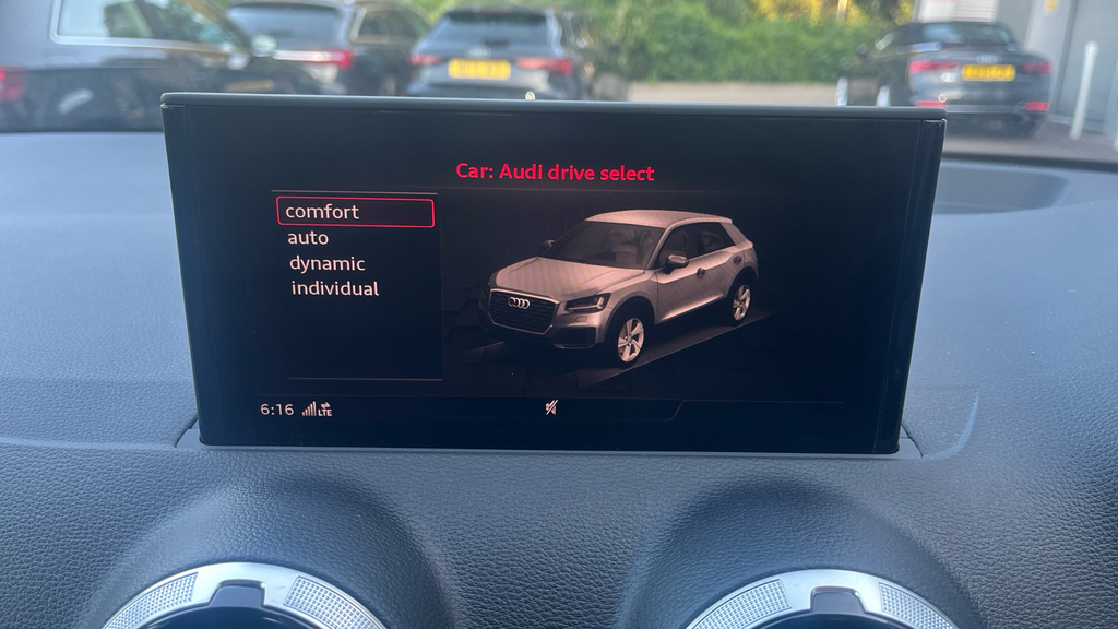 Audi Q2 Sport 35 Tfsi 150 Ps S Tronic Comfort And Sound P Black #53