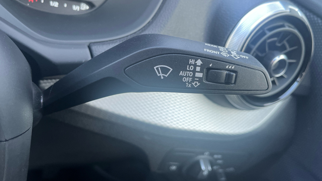 Audi Q2 Sport 35 Tfsi 150 Ps S Tronic Comfort And Sound P Black #33