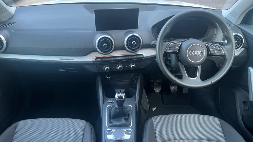 Audi Q2 Sport 35 Tfsi 150 Ps S Tronic Comfort And Sound P Black #11