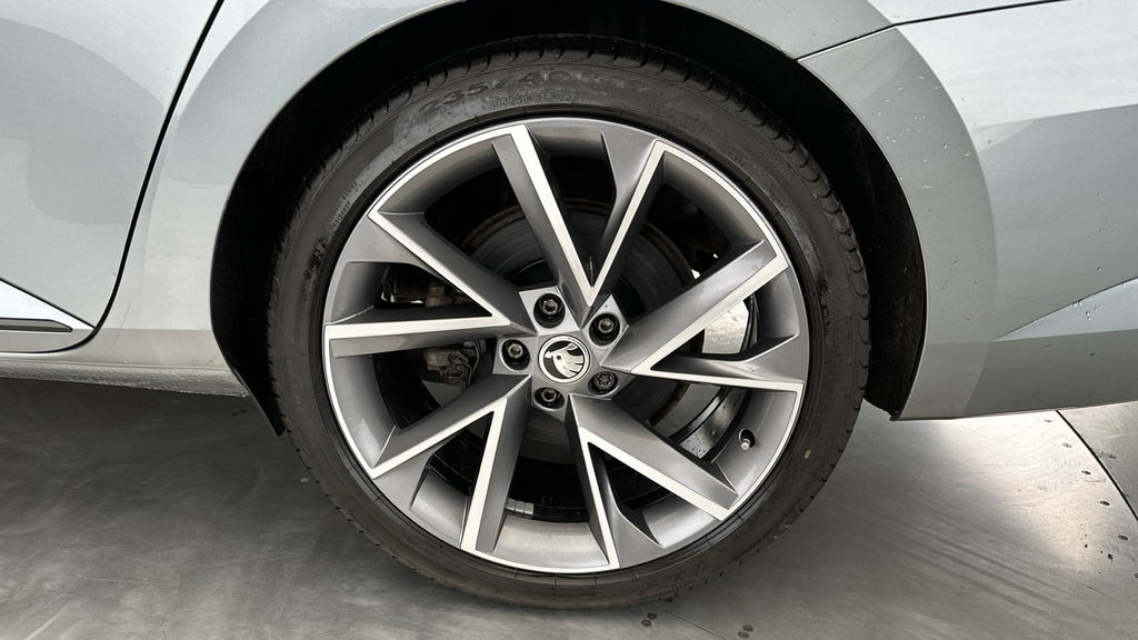 Skoda Superb Estate 2.0 Tsi Sportline Dsg Euro 6 Ss 201 Grey #24