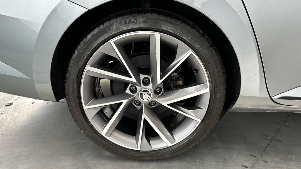 Skoda Superb Estate 2.0 Tsi Sportline Dsg Euro 6 Ss 201 Grey #25