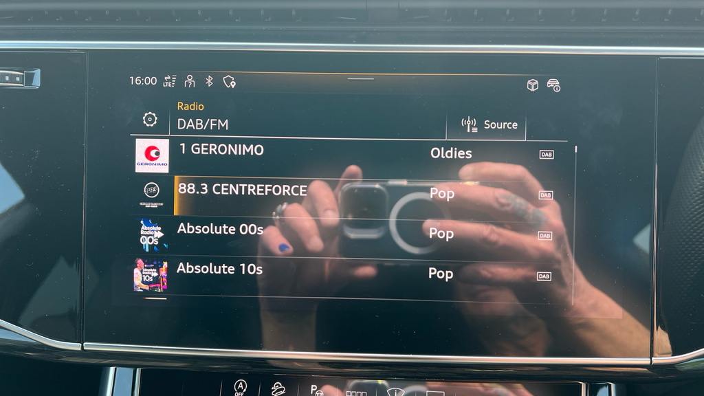 Audi Q8 S Line Black #14