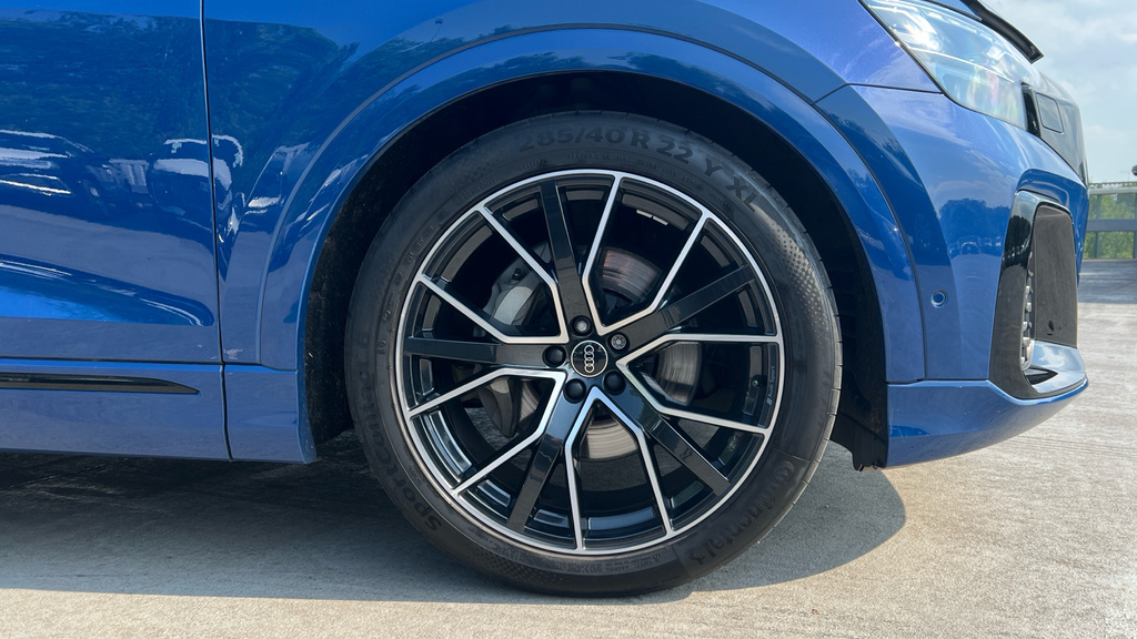 Audi Q8 S Line Black #22
