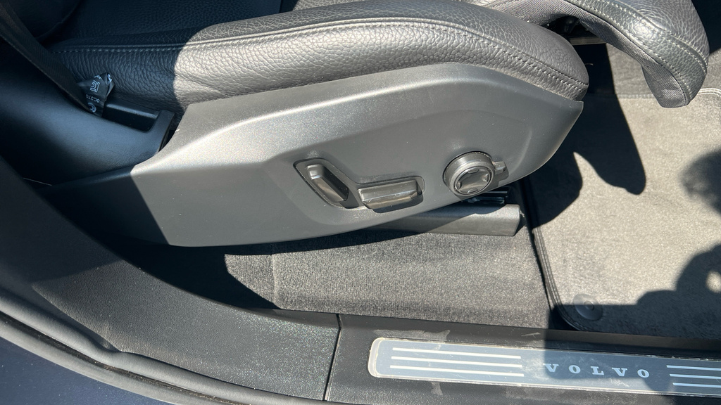 Volvo XC90 Ultra, T8 Awd Plug-in Hybrid, Bri Silver #36