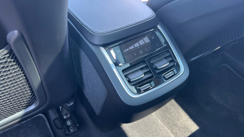 Volvo XC90 Ultra, T8 Awd Plug-in Hybrid, Bri Silver #47
