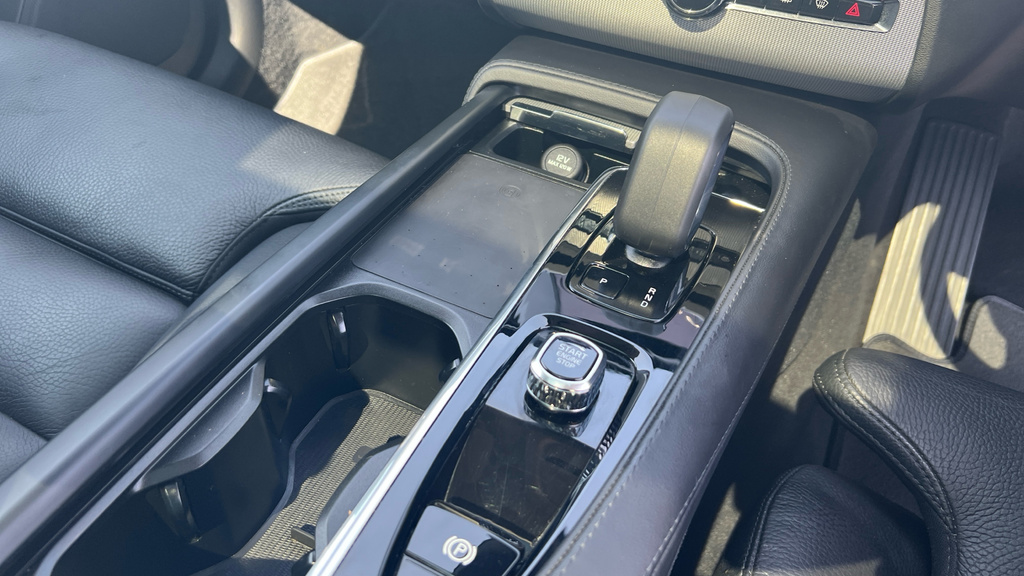 Volvo XC90 Ultra, T8 Awd Plug-in Hybrid, Bri Silver #31