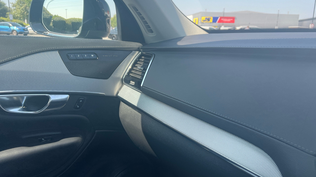 Volvo XC90 Ultra, T8 Awd Plug-in Hybrid, Bri Silver #64