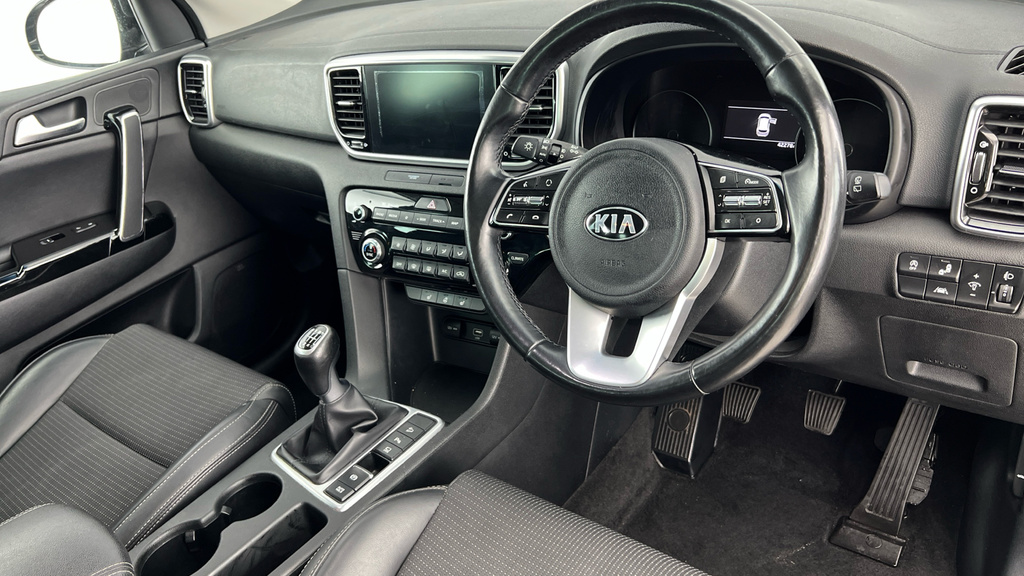 Kia Sportage 1.6 Gdi 2 Suv Euro 6 Ss 130 Black #9