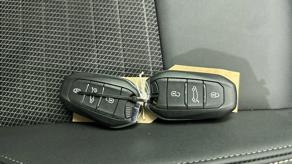 Peugeot 3008 1.2 Mhev Allure Suv Hybrid E-dsc Euro 6 #33
