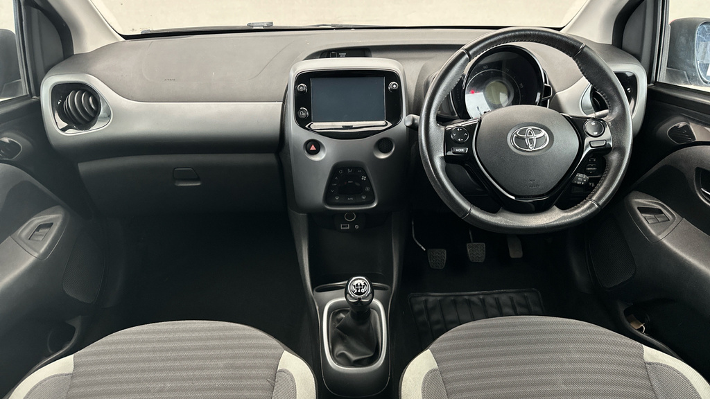 Toyota Aygo X 1.0 Vvt-i X-trend Funroof X-shift Euro 6 Grey #11