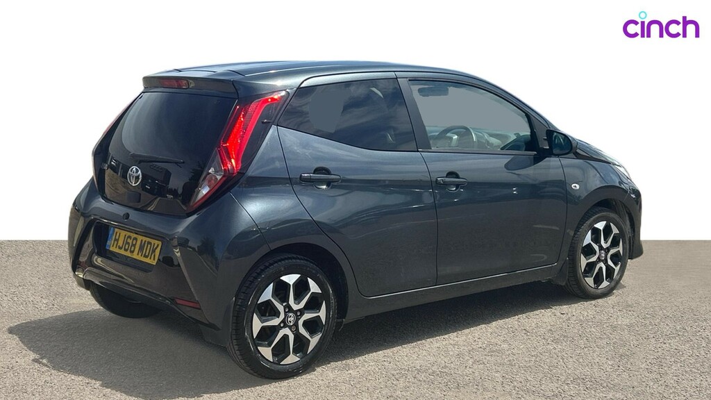 Toyota Aygo X 1.0 Vvt-i X-plore Euro 6 Grey #3