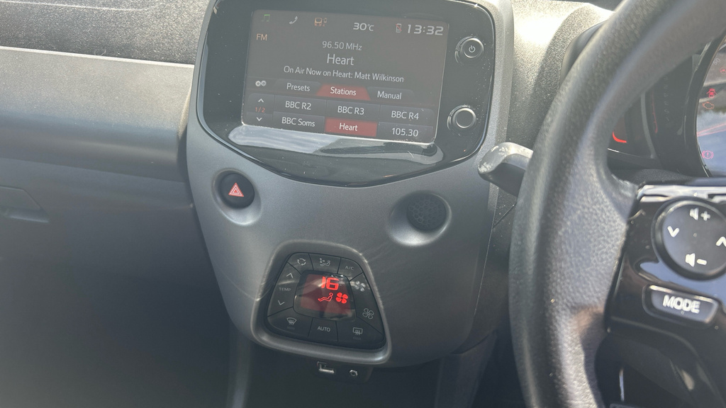 Toyota Aygo X 1.0 Vvt-i X-plore Euro 6 Grey #12