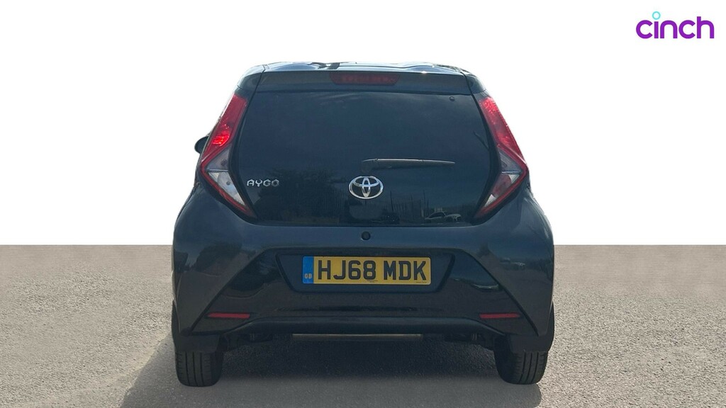 Toyota Aygo X 1.0 Vvt-i X-plore Euro 6 Grey #4