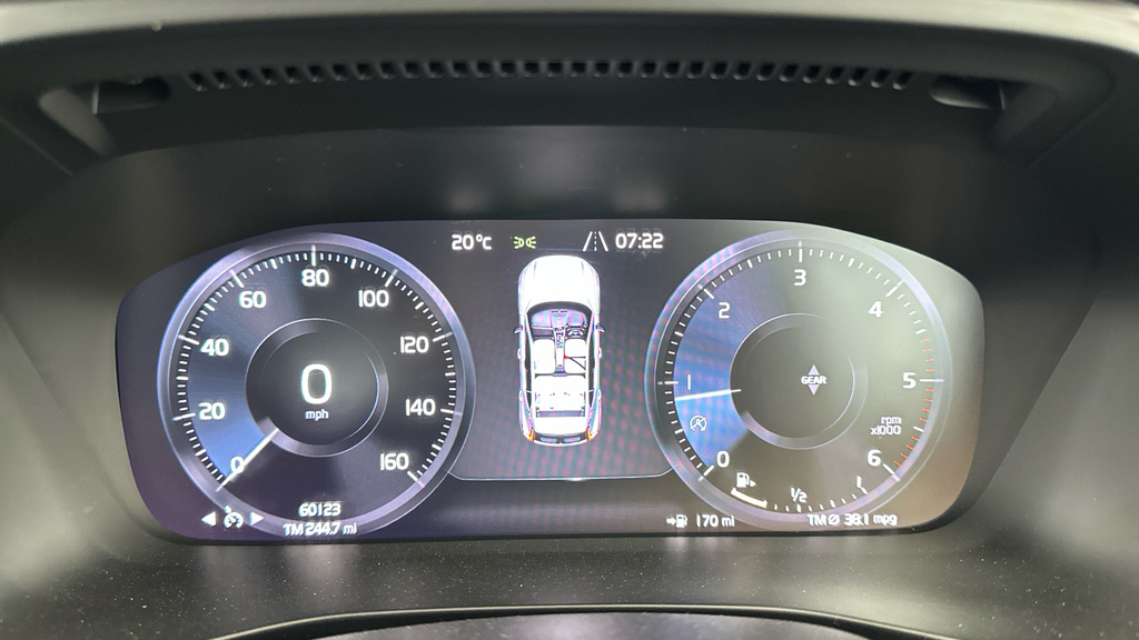 Volvo XC40 2.0 T4 Momentum Pro Awd Geartronic - Suv 5 Sea White #24