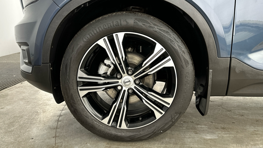 Volvo XC40 2.0 T4 Momentum Pro Awd Geartronic - Suv 5 Sea White #28