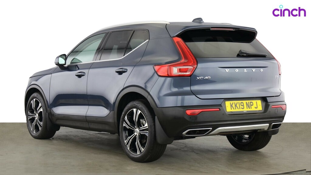 Volvo XC40 2.0 T4 Momentum Pro Awd Geartronic - Suv 5 Sea White #5