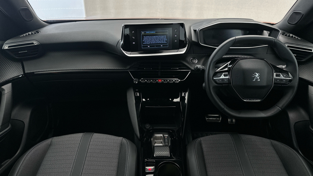 Peugeot e-2008 50Kwh Gt Suv 7Kw Charger 136 #14