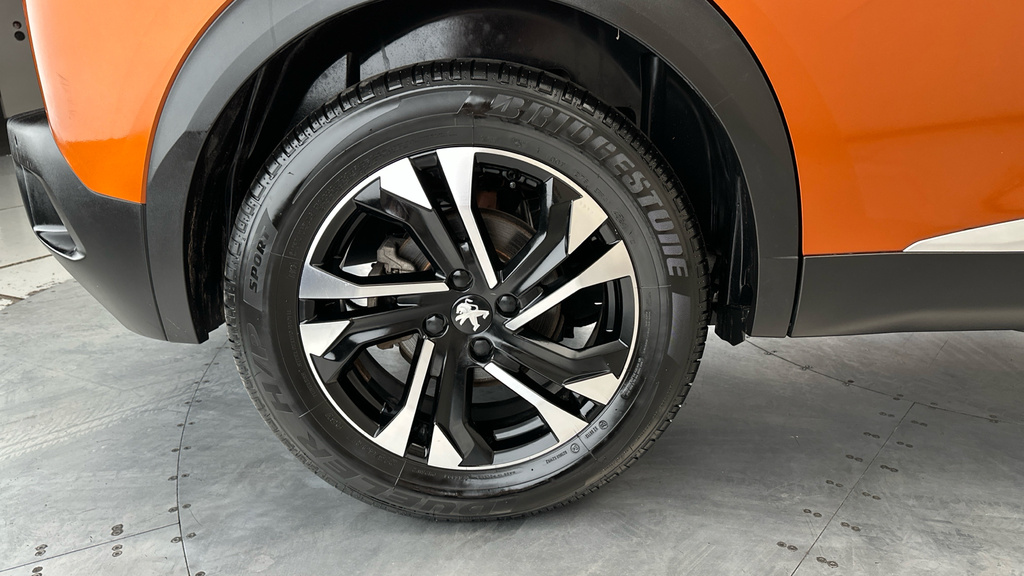 Peugeot e-2008 50Kwh Gt Suv 7Kw Charger 136 #25