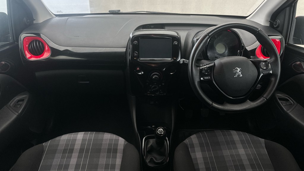 Peugeot 108 1.0 Allure Euro 6 Ss Black #11