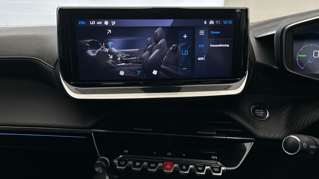 Peugeot e-2008 50Kwh Gt Suv 7Kw Charger 136 Grey #16