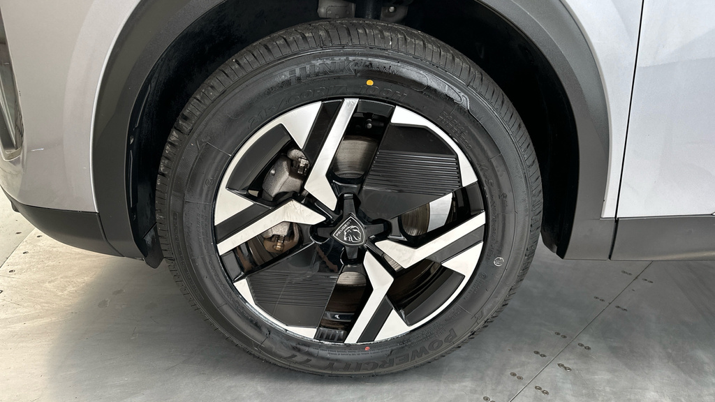Peugeot e-2008 50Kwh Gt Suv 7Kw Charger 136 Grey #22
