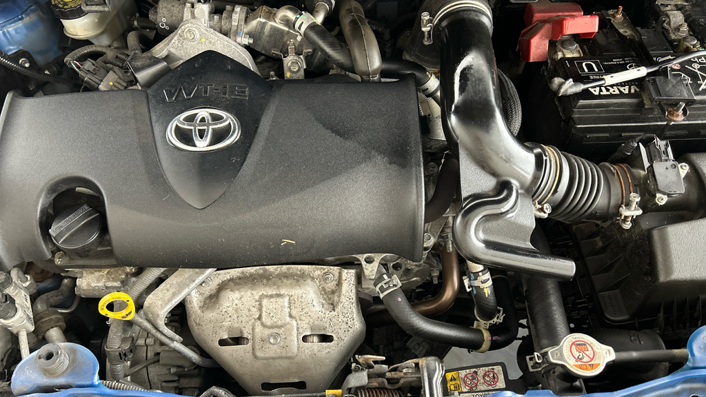 Toyota Yaris 1.5 Vvt-i Icon Euro 6 Black #19
