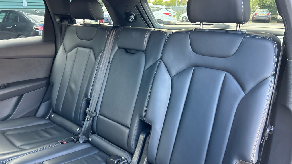 Audi Q7 Audi Estate 50 Tdi Quattro S Line Tiptr Grey #17