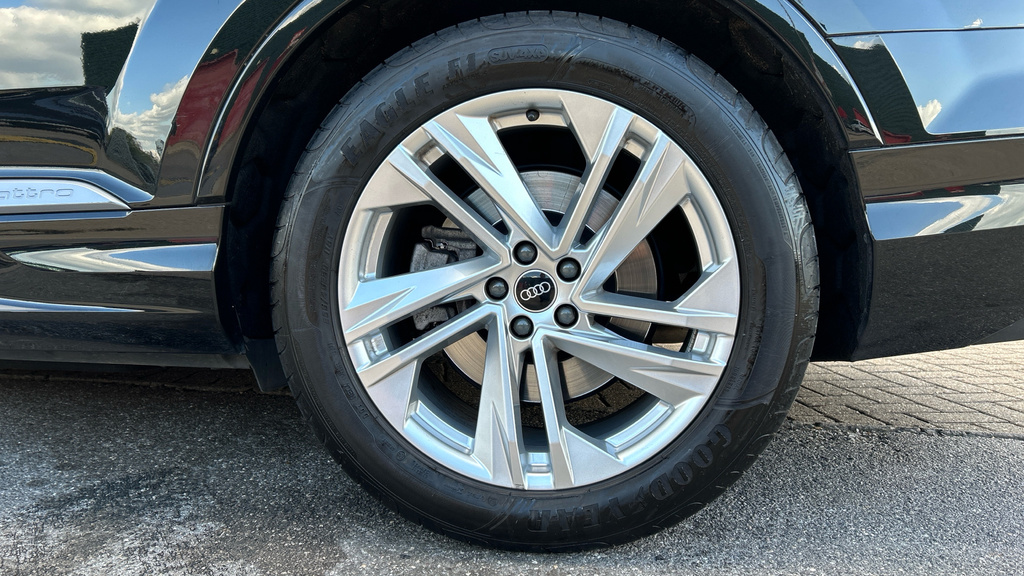 Audi Q7 Audi Estate 50 Tdi Quattro S Line Tiptr Grey #22