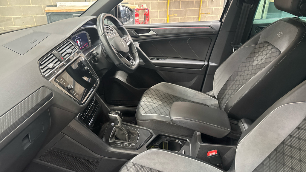 Volkswagen Tiguan 1.5 Tsi R-line Edition Dsg Euro 6 Ss Grey #30